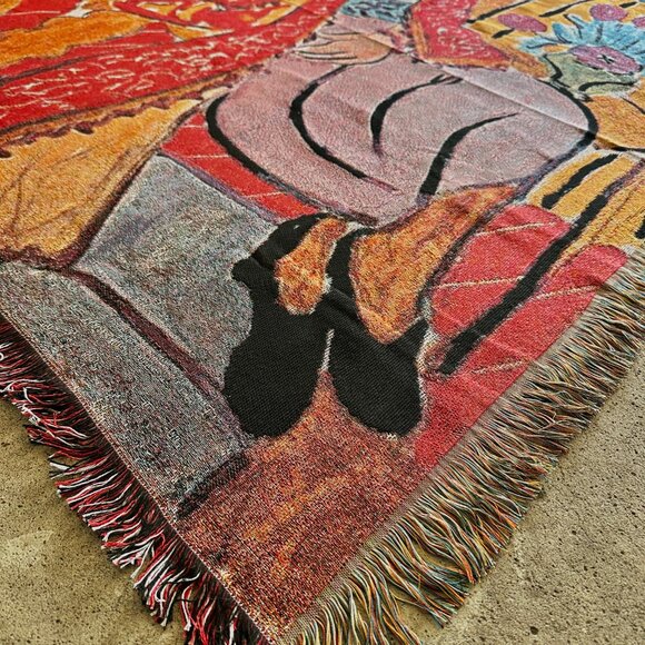 Vintage-Inspired Woven Art Tapestry Blanket – Bold Portrait Design - Picture 3 of 6
